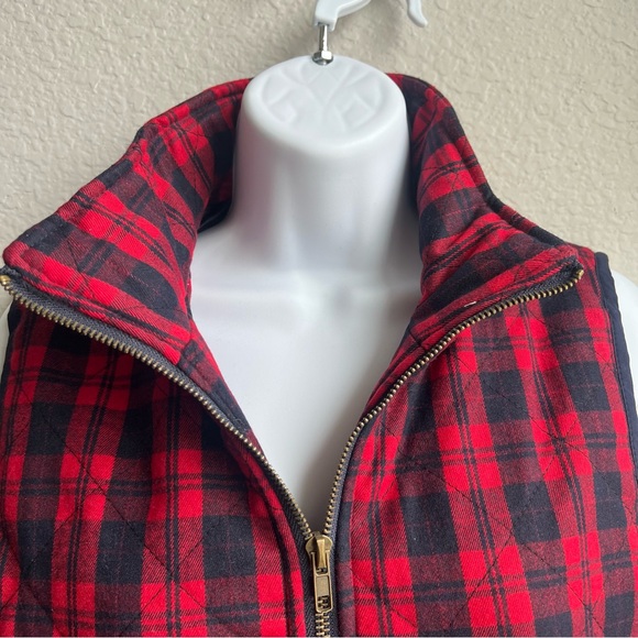 Wishlist Quilted Vest - Picture 2 of 7